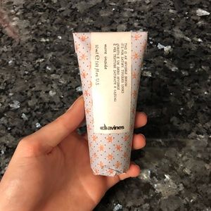 Davines invisible serum